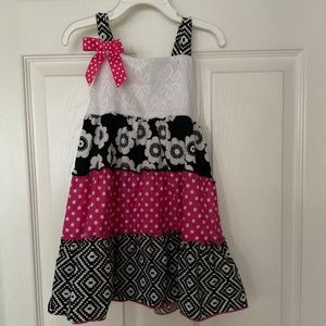 New Girls Dress in size 4T